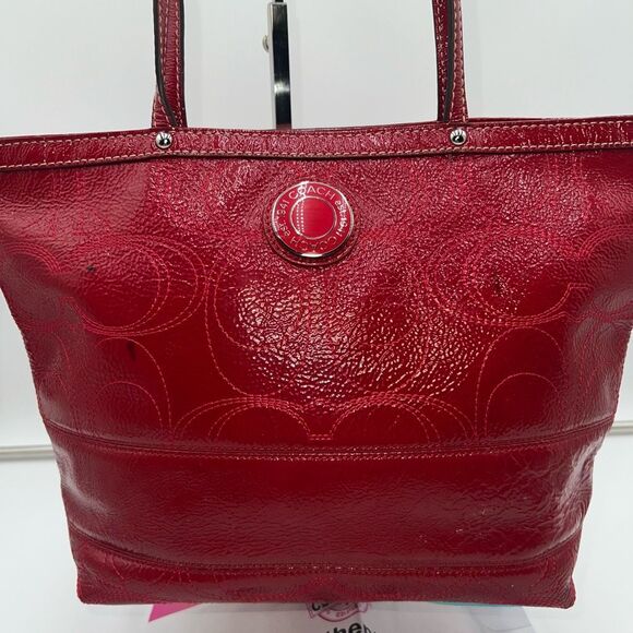 Coach Vintage Red Patent Leather Signature Shoulder Bag (see photos and descript - Picture 1 of 15